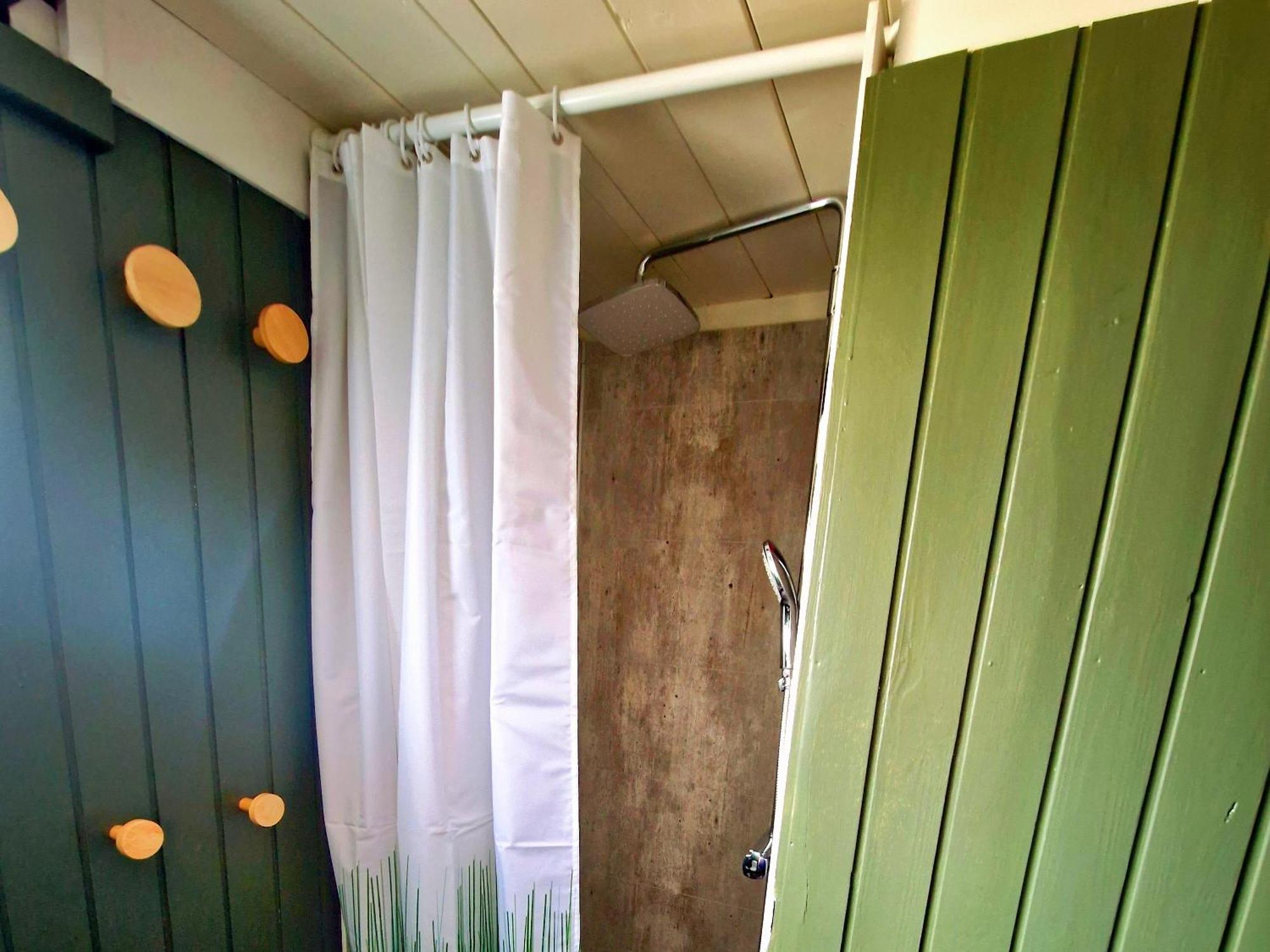 Green Farm Stay With Private Hot Tub Хвольсвёдлюр Экстерьер фото